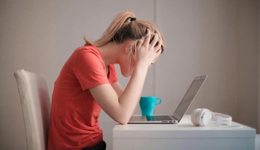 闇金の嫌がらせは期間はいつまで？終わらせる方法と今すぐできる対処法を解説
