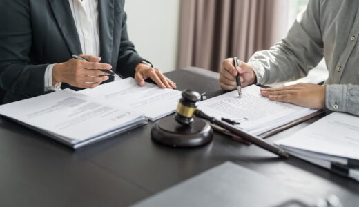 闇金からの電話の対処方！無視や着信拒否での対応は正しい？